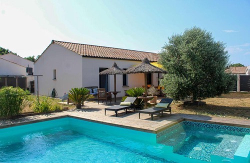 Landevieille Villa | Villa Terra Nova 8 guests Heated pool jacuzzi nature 10 min ocean