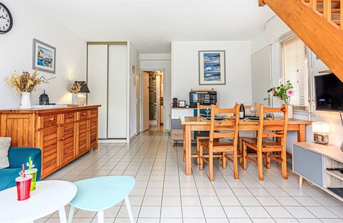 Quiberon House | Village Du Port by Interhome