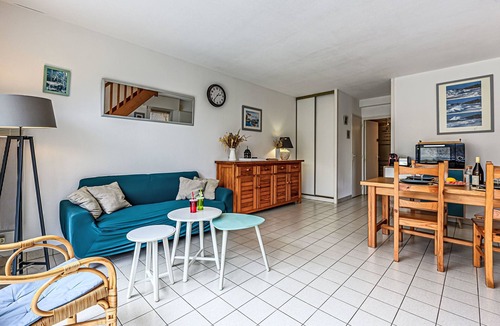 Quiberon House | Village Du Port by Interhome