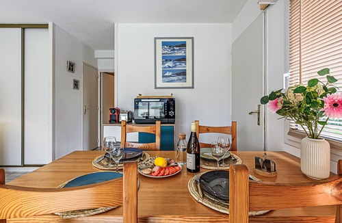 Quiberon House | Village Du Port by Interhome
