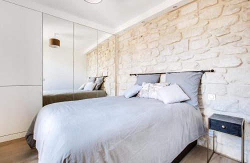 Necker Apartment | Volontaire