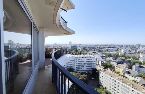 Bourg-l'Eveque Apartment | Wanderer Suite - Terrasse et Parking - Second Lodge Rennes - Location Bail Mobilité