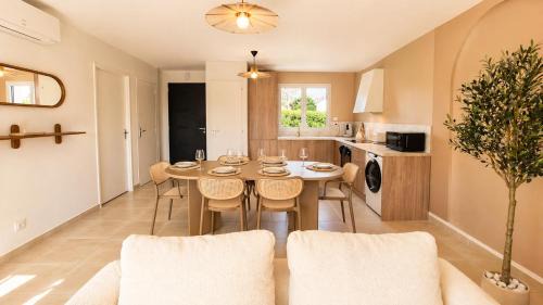 Beuzeville House | WesVillas No2 Modern House, Private Jacuzzi