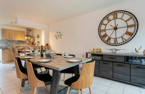 La Richardais House | Wonderful villa for 6 guests with WIFI, TV and terrace