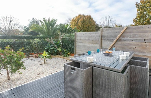 La Richardais House | Wonderful villa for 6 guests with WIFI, TV and terrace