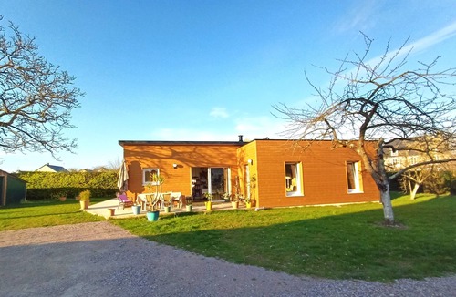 Pleherel-Plage-Vieux-Bourg House | Wooden country house, 1 km from beaches and Cap Fréhel