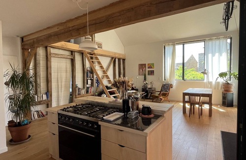Ploumagoar Apartment | Wooden house & serenity near Guingamp