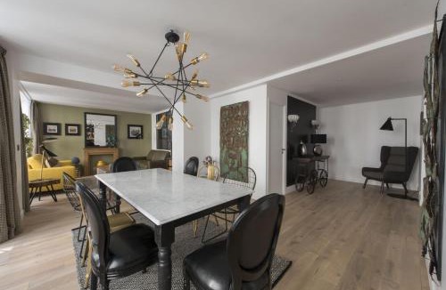 Arts-et-Metiers Apartment | Yacht