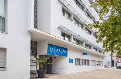 Miroir - Batignolles Apartment | Zenitude Hôtel-Résidences Le Mans Novaxis