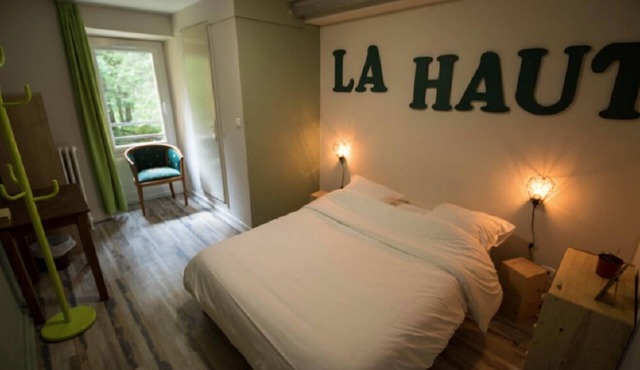 1861 Châtel Hostel