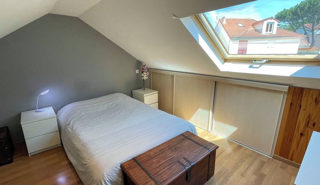 2-room duplex apartment in Chaville: Havre de Paix between Paris and Versailles