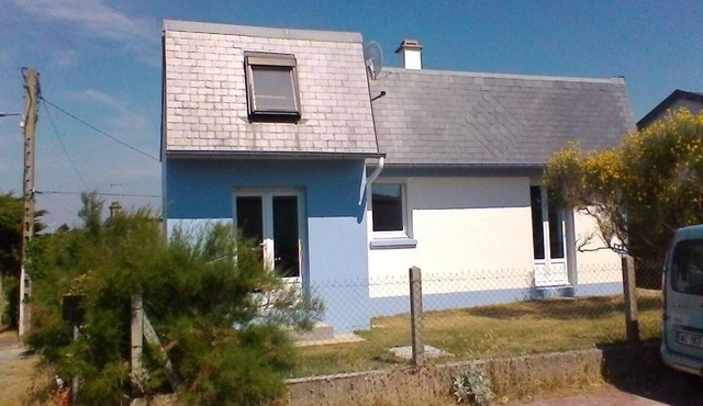 2nd line house 10 meters from the sea-free wifi
