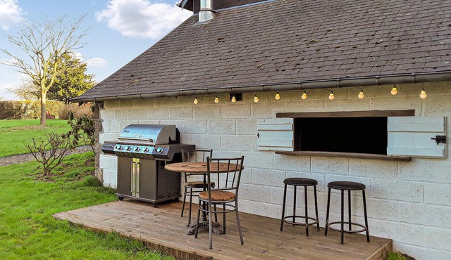 3 bedroom stunning home in Saint-Brice-de-Landell
