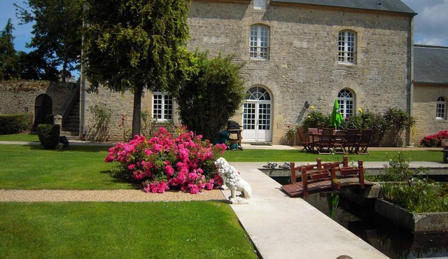 3-Bedroom Air-Conditioned Vacation Rental - Le Domaine du Manoir XVème, Bayeux, D-Day Landing Beaches