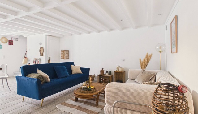 350m from Port – Apartment for 4 with terrace
