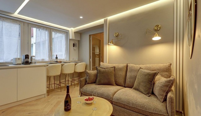 369 Suite Fondary 5 - Superb apartment in Paris