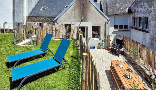4 bedroom cozy home in Audierne