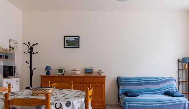 4-person apartment near the beach in Sables-d’Or-les-Pins | Ref 111