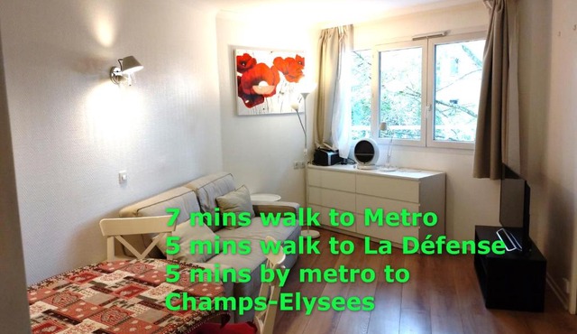 7 min walk Metro, ApartHotel, La Défense
