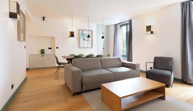 A Fantastic 4-BR/4BA in Saint Germain