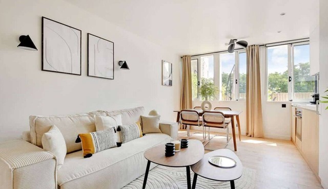 A Lovely 1-BR/1BA withTerrace - Bois de Vincennes