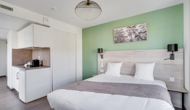 All Suites Appart Hôtel - Palaiseau - Massy TGV