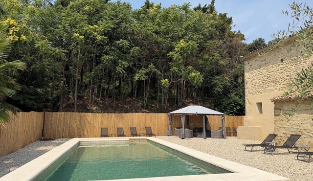 Authentic, spacious Provencal mas in the middle of nature!