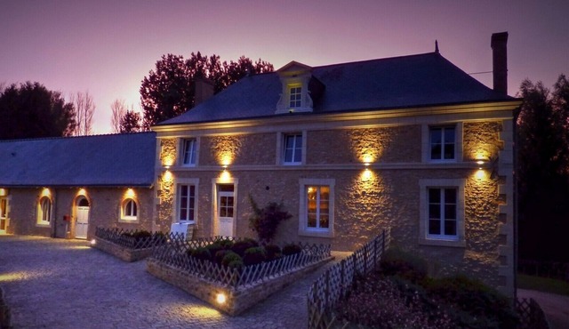 Bed and Breakfast 'La Suite Le Moulin' with Shared Terrace, Shared Garden and Air Conditioning