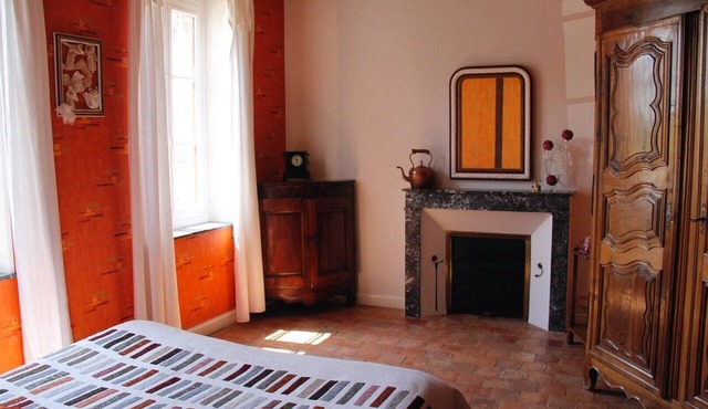 Bed and Breakfast 'Volière' with Wi-Fi
