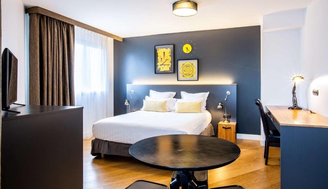 Best Western Plus Suitcase Paris La Défense