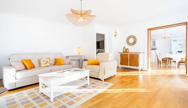 Bright Apartment in the Heart of Bénodet