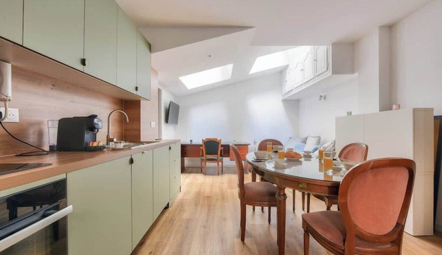 Bright & Cozy 1-Bedroom in the Vibrant Paris 15th