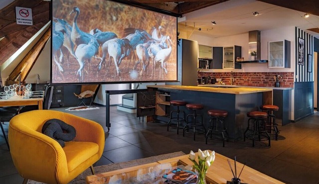 British Style, projector, foosball & right in the heart of downtown