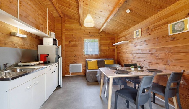 Chalet "Confort 17" with Terrace and Shared Pool