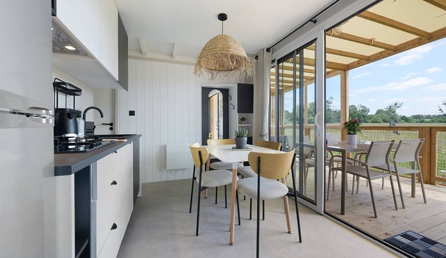 Chalet 'Martinette' with Private Terrace, Balcony and Wi-Fi