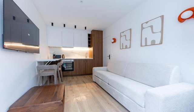 Charming Apartment 4 stars near Montmartre & Metro