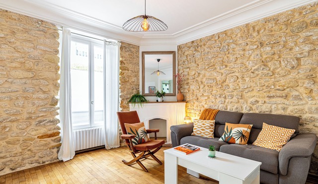 Charming Family Home with Private Garden!