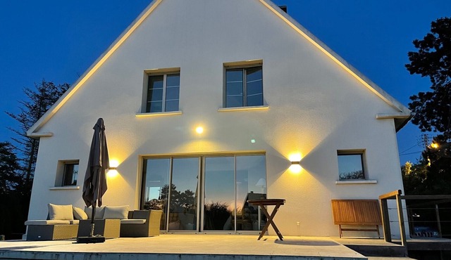 Charming VILLA on beach-3-bedroom on GOLDENBEACH NORMANDY