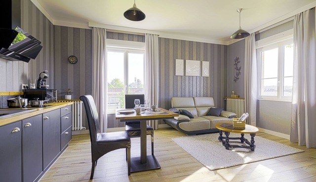 Coeur de Falaise 2 - 2-bedroom apartment downtown, private parking, EV charging station
