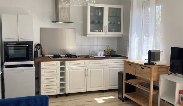 Cosy house - walking distance to beach and market
