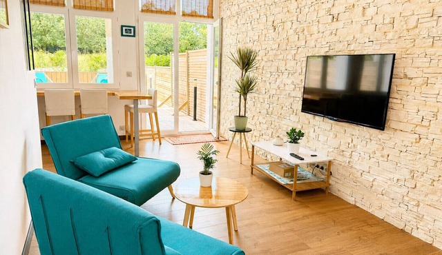 Cozy apartment with a spacious terrace, close to Aber Wrac'h beach and marina.