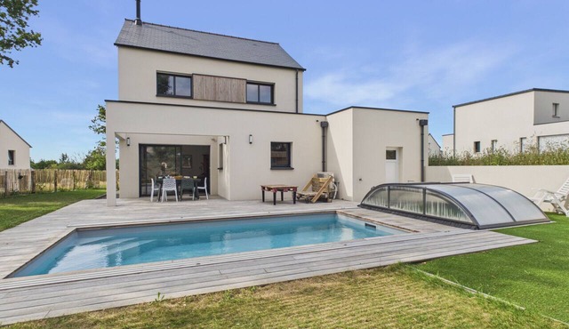 Cozy Home, Garden & Heated Pool