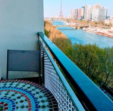 EIFFEL TOWER PENTHOUSE