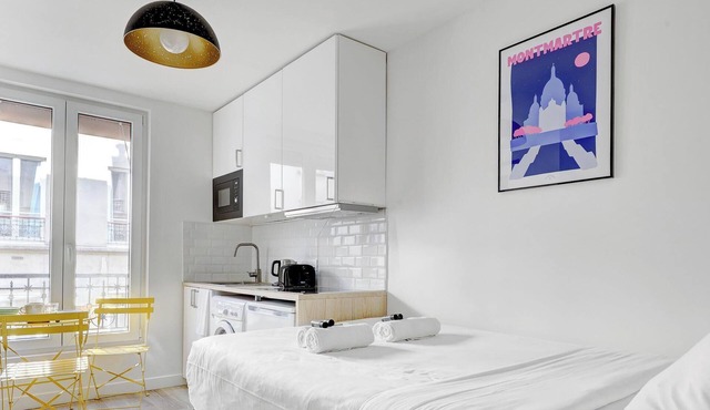 Elegant studio Quartier Montmartre