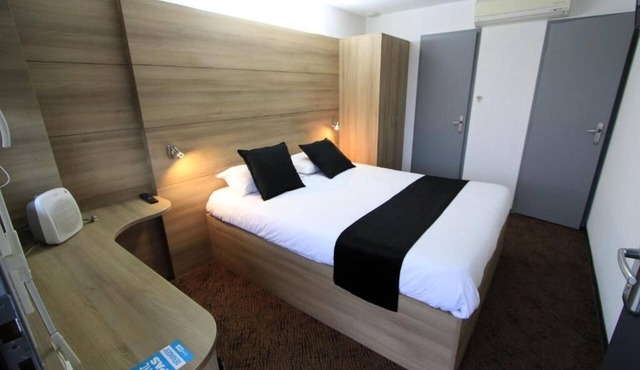 Enzo Hotels Loudeac