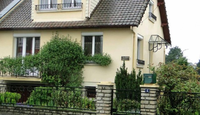 FRONT DE MER, very comfortable house, 6 people, 100 m², on the port, all shops