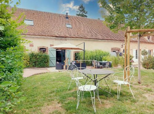 Gîte paisible à la campagne près de Chartres avec parking - FR-1-581-143