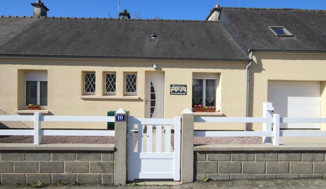 Gite Pontorson, 2 bedrooms, 5 persons