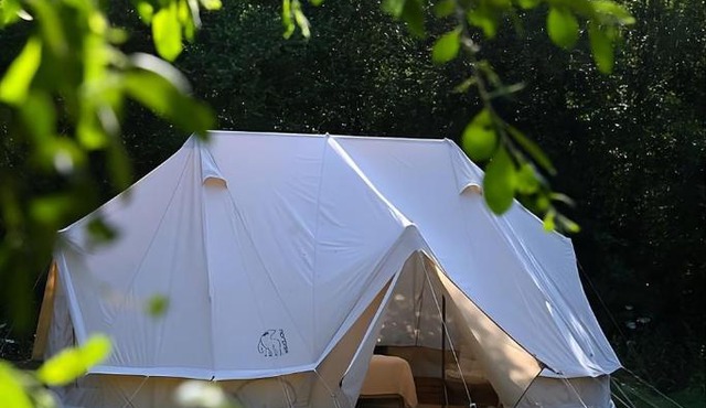 Grand Jardin - Tentes Spacieuses dans 38 hectares de nature