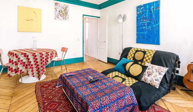 GuestReady - Bright and Colorful Apartments near Sacre-Coeur